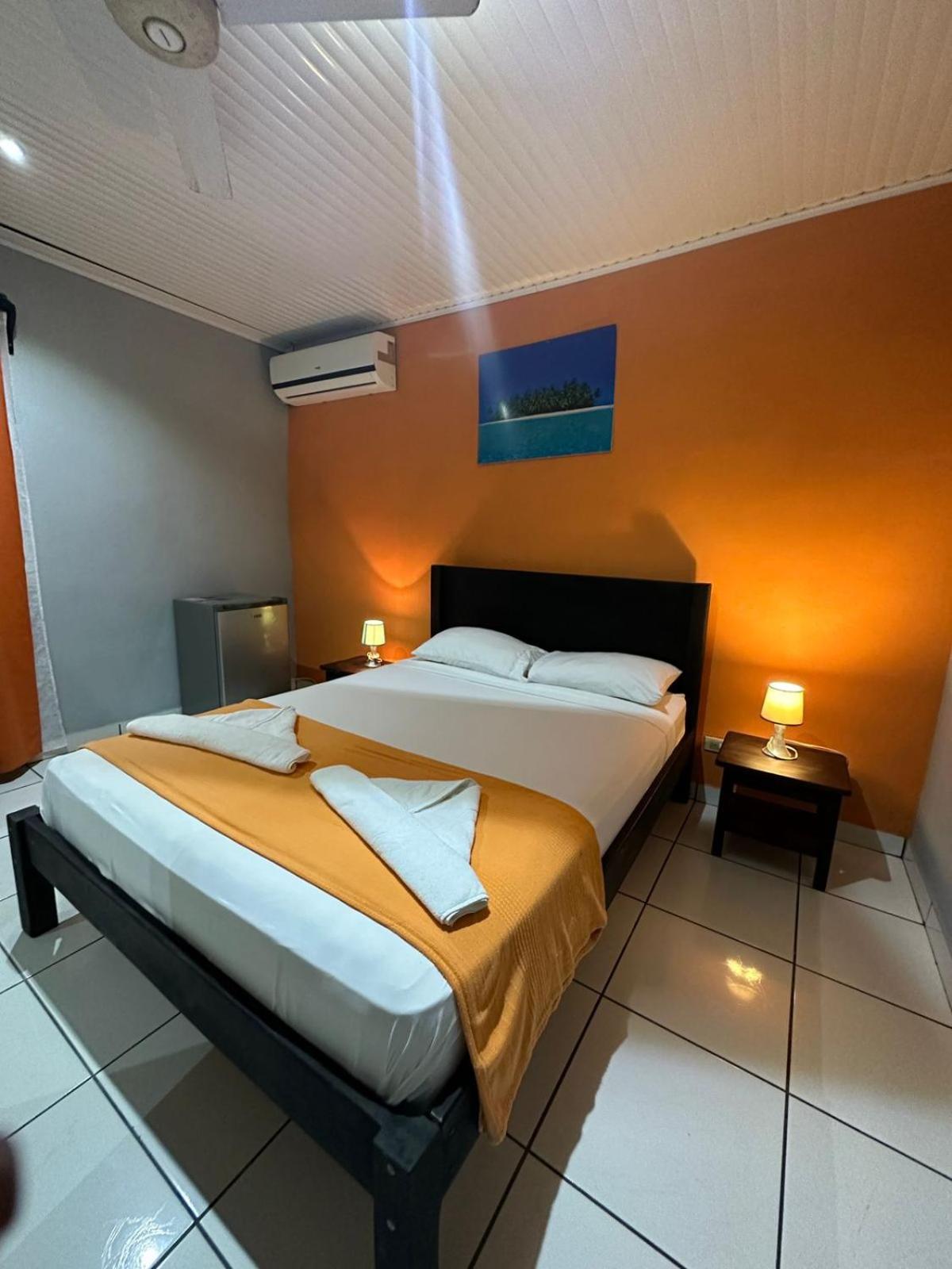 Hotel Colibri Manuel Antonio Esterno foto