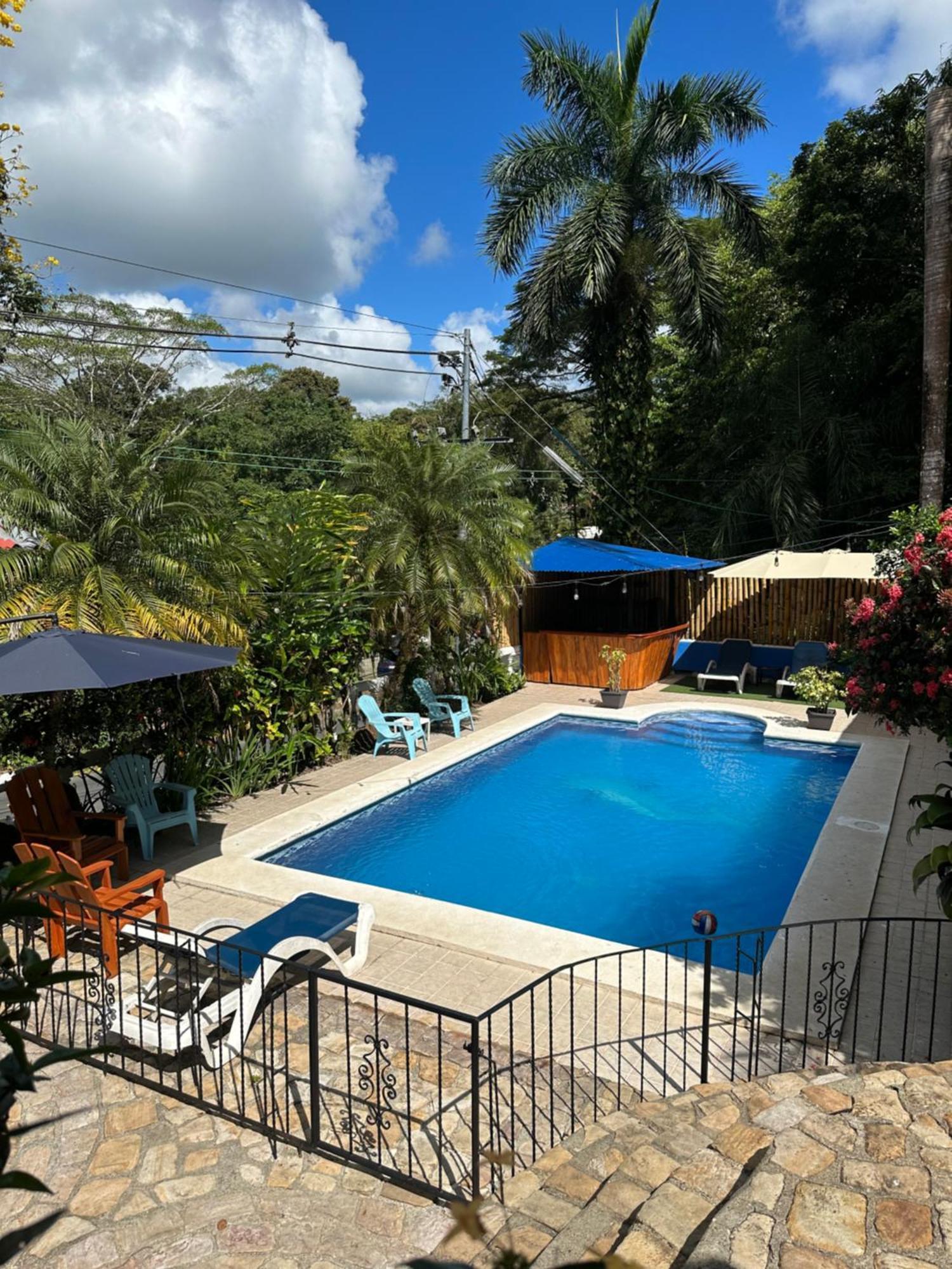 Hotel Colibri Manuel Antonio Esterno foto