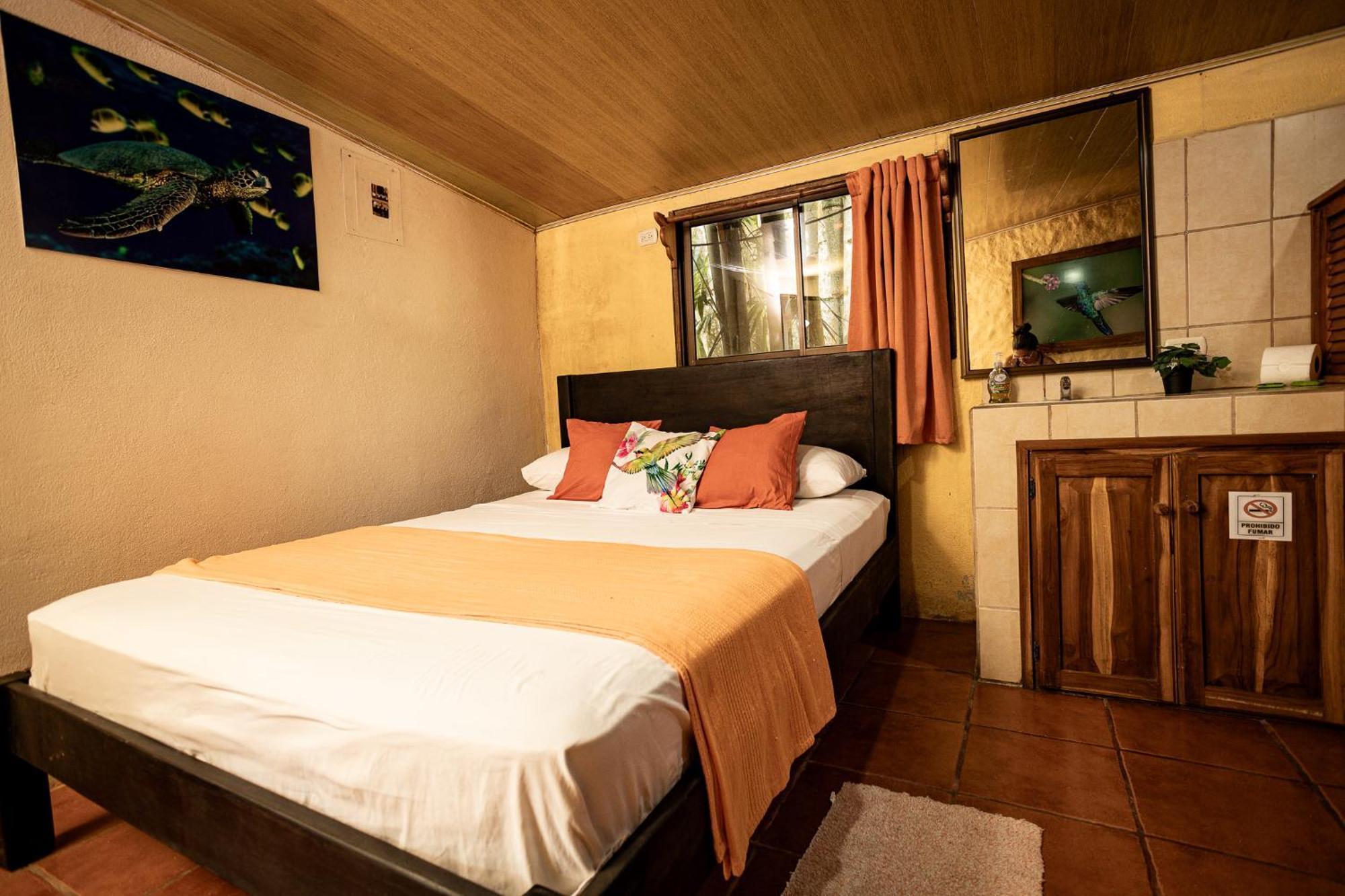 Hotel Colibri Manuel Antonio Esterno foto