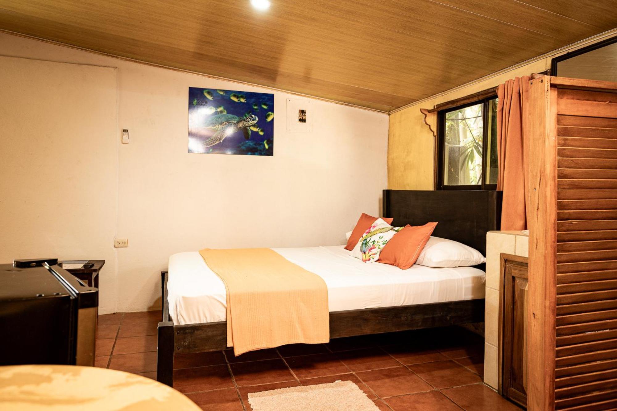 Hotel Colibri Manuel Antonio Esterno foto