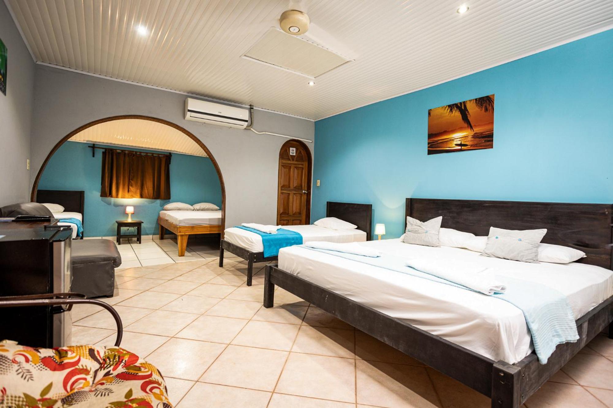 Hotel Colibri Manuel Antonio Esterno foto