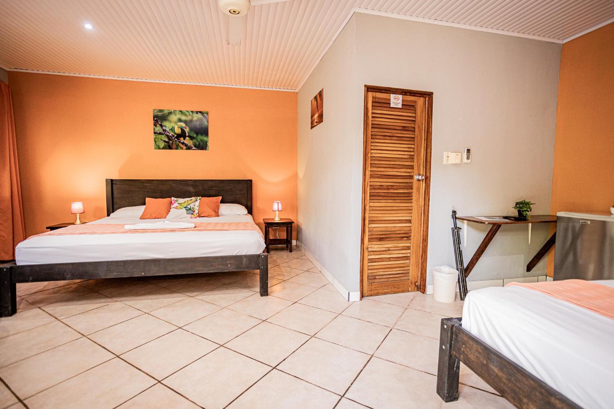Hotel Colibri Manuel Antonio Esterno foto